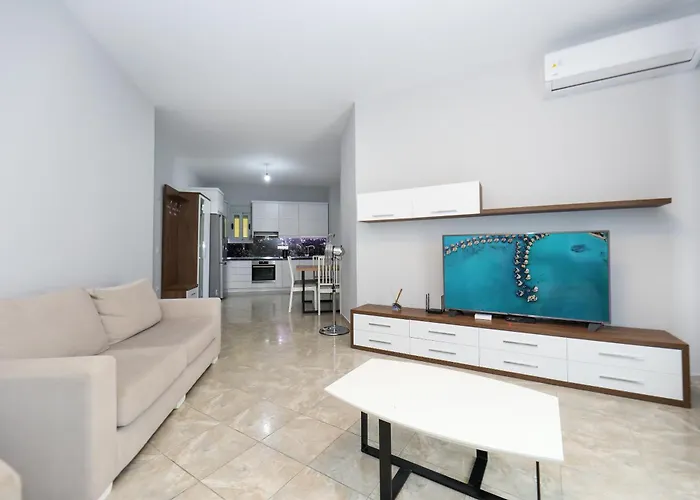 Lori's House * Vlorë